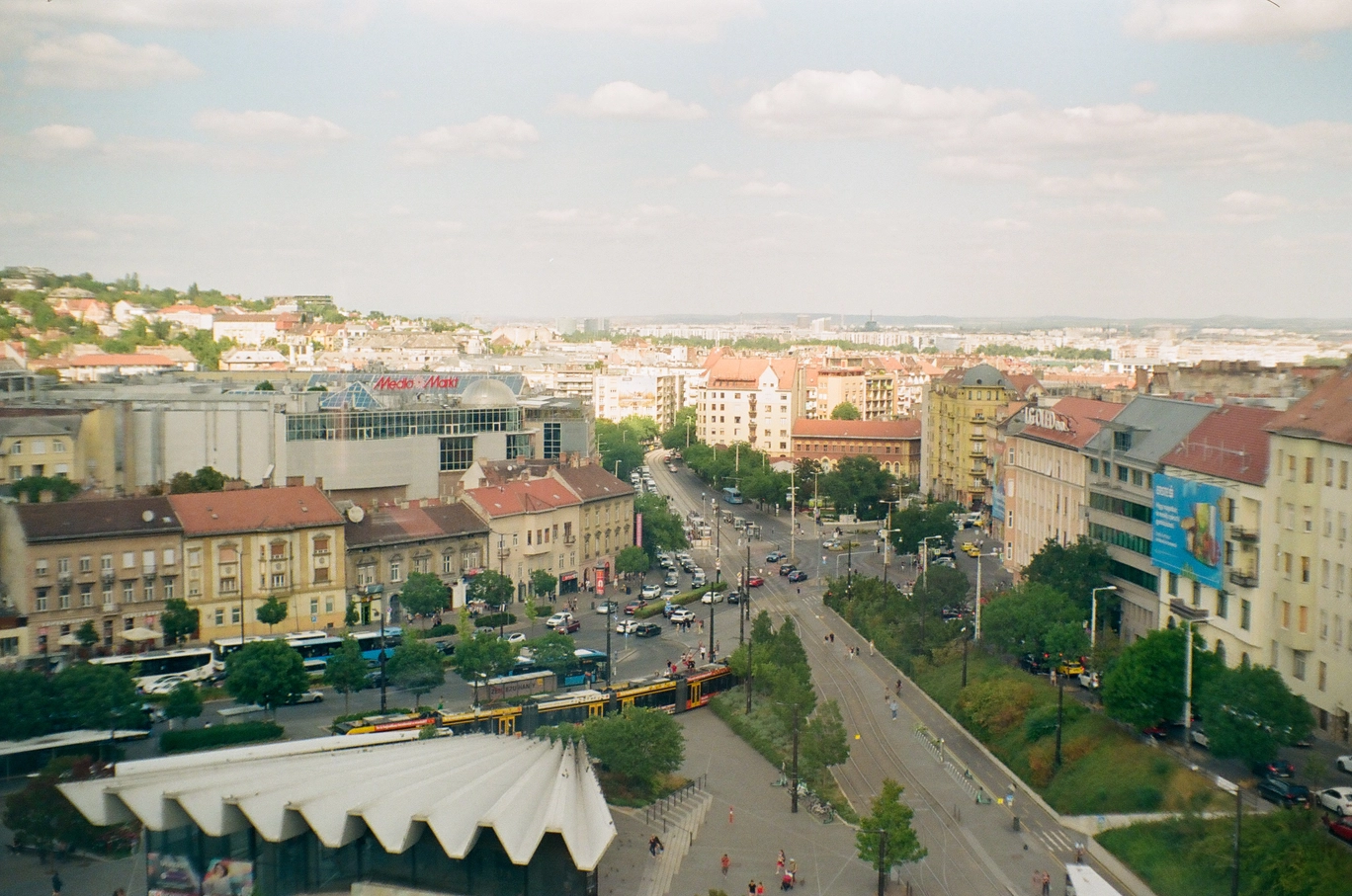 An ariel photo of Széll Kálmán tér in Budapest